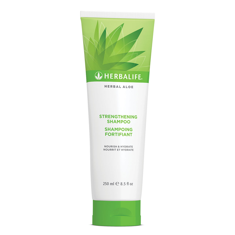 Herbal Aloe Strengthening Shampoo 250 ml sulphate free bottle with aloe vera